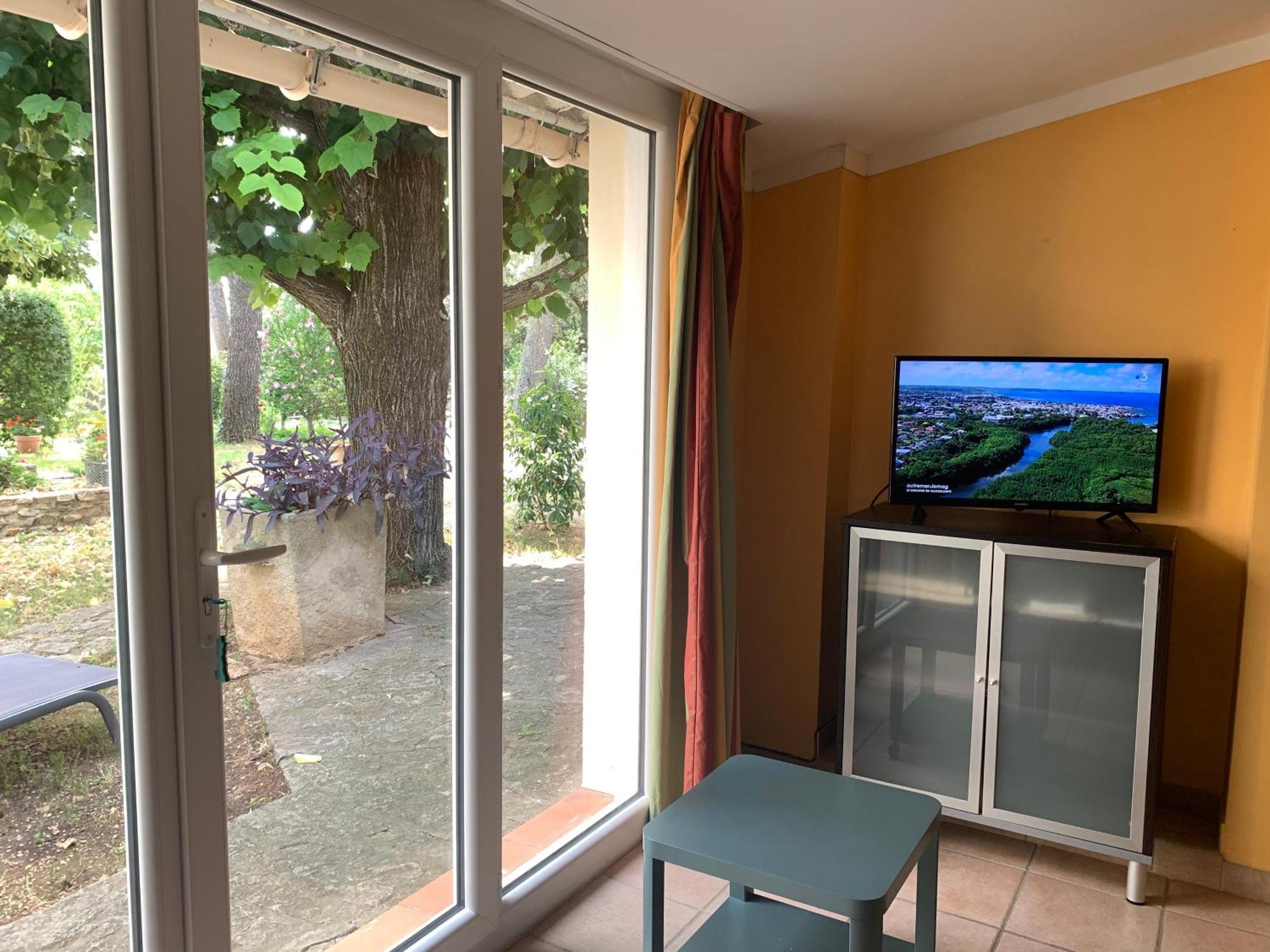 Mazet Proche Golf Villa Nimes Exterior photo